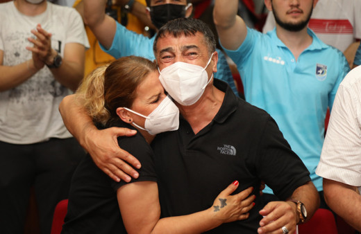 Eray Şamdan Olimpiyat oyunlarında tarihe geçti! Ailesi gözyaşlarını tutamadı