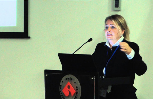 Petek Aşkar evli mi eşi kimdir? Prof. Dr. Petek Aşkar aslen nereli yaşı kaç?