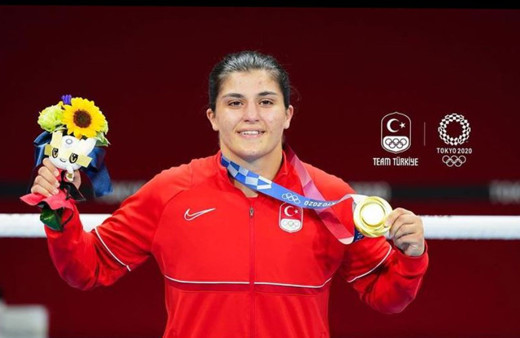 Kerem Bürsin'in madalya tweetine Busenaz Sürmeneli'den ahlaklı cevap