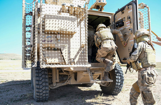 TSK'nın 'Özel Operasyonlar Aracı' PARS 6X6 görücüye çıkıyor