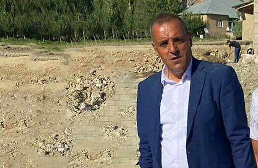 Van Esenyamaç'ın Muhtarı Ahmet Korkmaz: Bazı partiler gelip 'Devleti kötüle' diyor