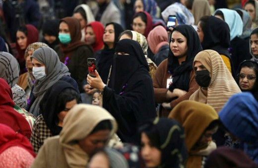 'Taliban kapı kapı dolaşıp 12 yaşındaki kızları seks kölesi olmaya zorluyor’