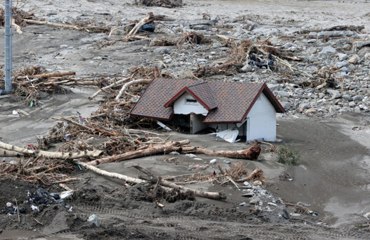 Sel felaketinin yaşandığı Batı Karadeniz'de yıllık yağışın 3'te 2'si 48 saatte yağmış