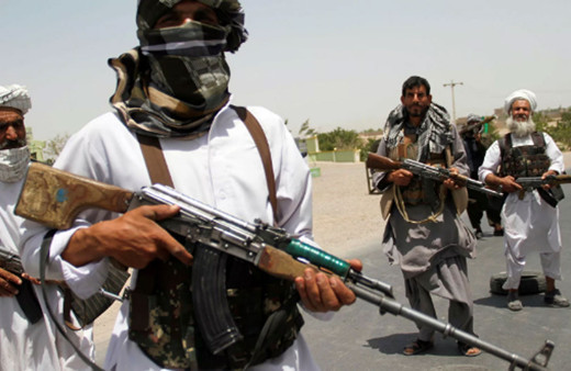 Taliban, başkent Kabil'in kapısına dayandı! Cumhurbaşkanı ABD elçiliğine sığındı