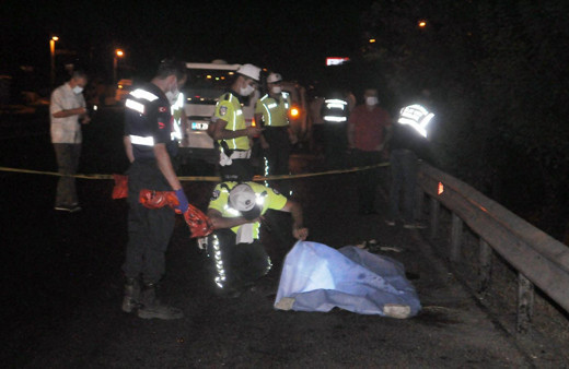 Manisa'da düğün dönüşü feci kazada can pazarı! Ölüler var