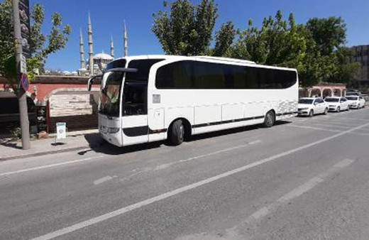 Bulgaristan uğruna ölümüne yolculuk! Kaçak göçmenlerin saklandıkları yer pes dedirtti