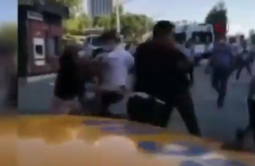 Taksim'de kadına uçan tekme atan İBB zabıtasının iş akdi feshedildi