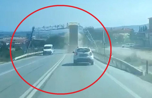 Kocaeli'de kamyonun damperi açılınca olanlar oldu! Feci kaza kamerada