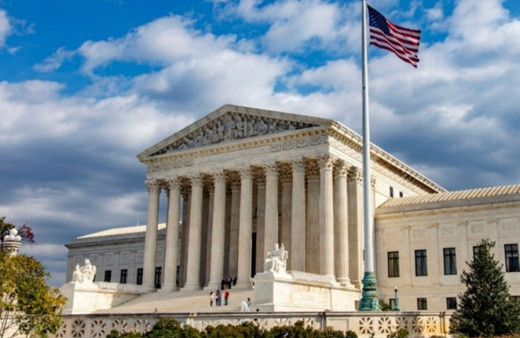 ABD'de bomba yüklü araç ihbarıyla Kongre Binası boşaltıldı