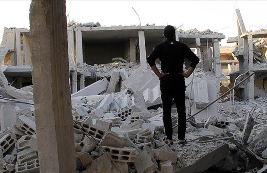 Rusya'nın 'yol haritasını' reddeden Dera halkı, Esed rejiminin bombardımanı altında