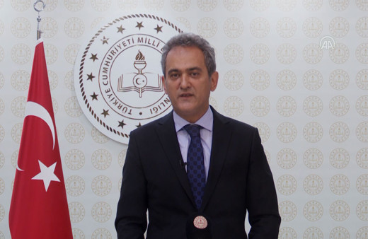Bakan Mahmut Özer'den yeni yüze yüze eğitim açıklaması: Okulda maske takılacak, girişler sınırlandırılacak