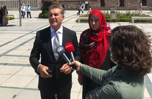 Mustafa Sarıgül'den ben 10 göçmen alırım diyen AB ülkesine tepki: Esefle kınıyoruz