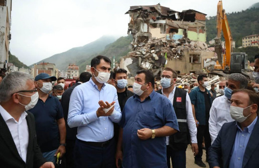Bakan Kurum: Giresunlu afetzedelerin konutları bu yılın sonuna kadar teslim edilecek