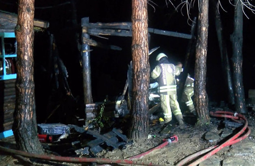 Şile Akçakese'de tatil köyünde ve ormanlık alanda yangın