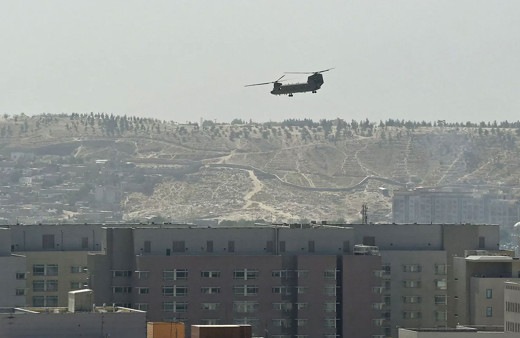 ABD Temsilciler Meclisi üyeleri Kabil'e gidip şov yaptı