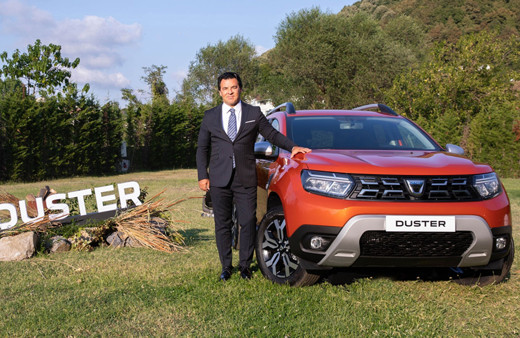 Yenilenen Duster otomatik şanzıman seçeneğiyle Türkiye'de satışa sunuldu