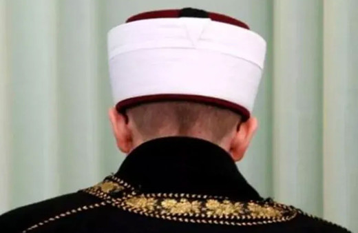 Denizli'de aşı haram diyen imam açığa alındı