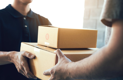 İstanbul'da kargocu hırsız yakalandı! Adresleri tespit edip kapıları bakın nasıl açmış!