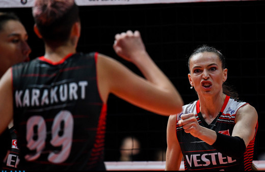 Türkiye, şampiyonluk yolundaki Filenin Sultanları'nı TRT 1'den izleyecek