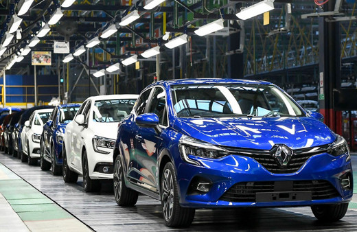 Otomobil devi Renault, İspanya'da üretimi durduruyor