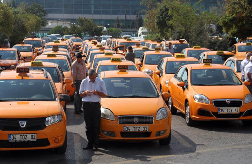 Taksi davasında emsal karar! Şoförün açtığı tazminat davasını taksi sahibi kazandı
