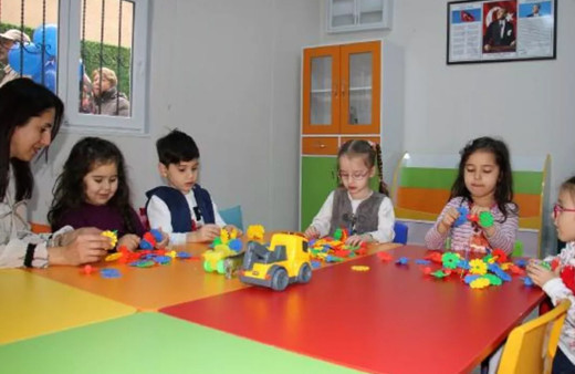 Belediye kreşi aşısız anne babanın çocuğunu kabul etmeyecek! Bu karar çok tartışılacak!