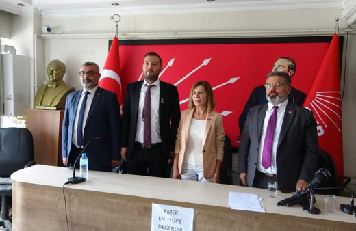 Isparta Belediye Meclisi’nde CHP’li üyeler partisine geri döndü İYİ Parti grubu dağıldı