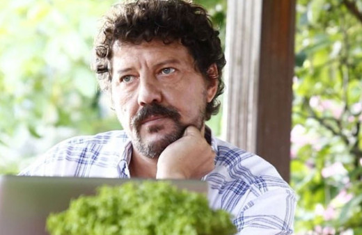 İlker Aksum'un komik anları! Alkollü yakalandı: Gel beraber eve girelim