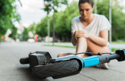 Elektrikli scooter tehlike saçıyor! Kullanırken bunlara dikkat!