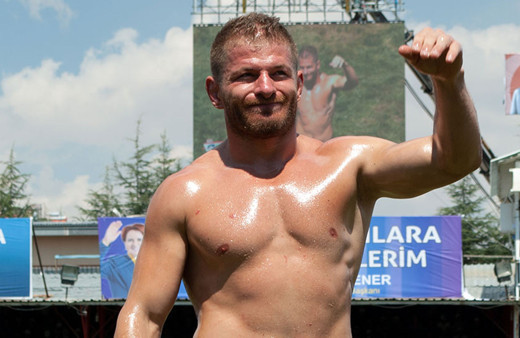 Survivor Şampiyonu İsmail Balaban Elmalı'da başpehlivanlık arıyor!