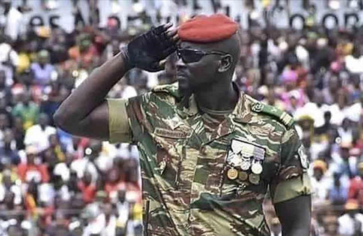 Gine'de darbenin arkasındaki isim: Yarbay Mamady Doumbouya Fransa ve İsrail parmağı