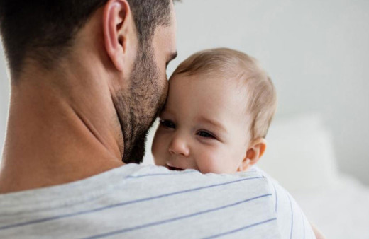 Siemens Türkiye 5 günlük babalık iznini 2 haftaya çıkardı