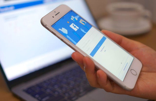 Facebook kullanıcıları mobil cihazları tercih ediyor