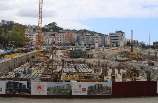 Rize’de kentsel dönüşüm hızla devam ediyor 12 ay içerisinde esnafa teslim edilecek