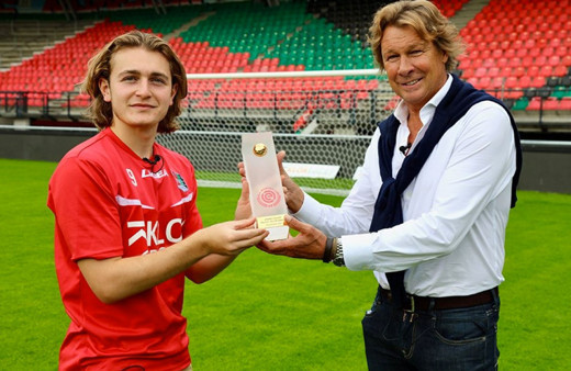 Ali Akman Hollanda'da Cruyff Ödülü'nü aldı