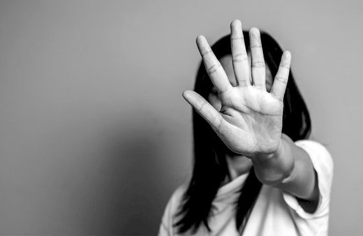 Lise öğrencisine cinsel istismar! Mahkemeden olay karar; 'Rızası var' dediler!