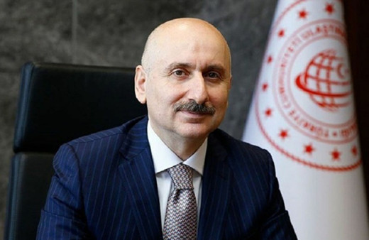 Bakan Karaismailoğlu'ndan İstanbul'a metro müjdeleri: 2022'de açılıyorlar