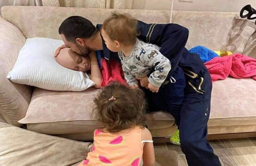 İsrail'in gözaltına aldığı Filistinli babanın kanser çocuğuyla vedalaştığı an!