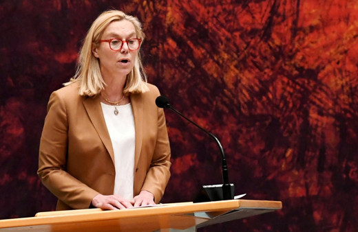 Hollanda Dışişleri Bakanı istifa etti