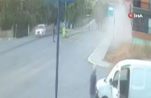 Beylikdüzü'nde alkollü sürücü markete böyle daldı o anlar güvenlik kamerasına takıldı