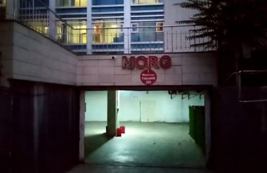 Tırın çarpması sonucu hayatını kaybeden kadın son yolculuğuna uğurlandı