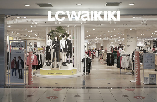 Mustafa Küçük LC Waiki sahibi kimdir aslen nereli eşi ve çocukları