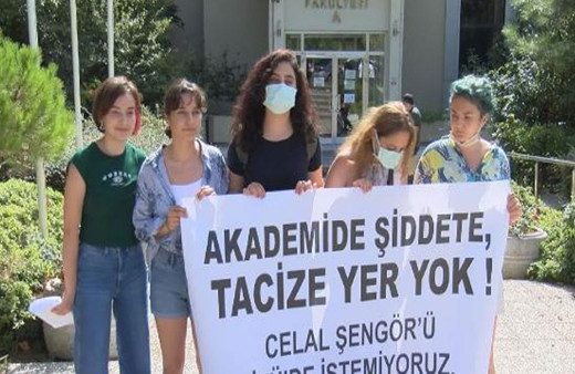 İstanbul Teknik Üniversitesi'nde Celal Şengör protestosu