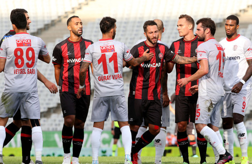 Fatih Karagümrük ile Antalyaspor puanları paylaştı