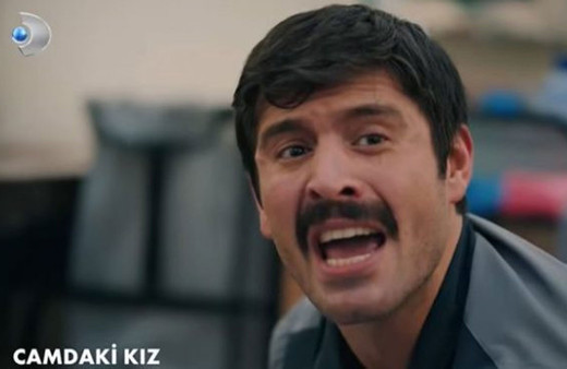 Cihangir Ceyhan'ın bıyıkları olay oldu Kanal D Camdaki Kız'ın Hayrisi