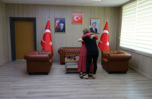 Mardin'de bir kadın PKK'lı terörist daha teslim oldu