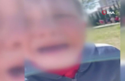 Oğluyla kavga etti diye 1. sınıf çocuğuna dehşeti yaşattı! O anları videoya aldı!