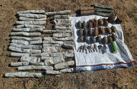 Bitlis'te çok sayıda patlayıcı ve mühimmat ele geçirildi