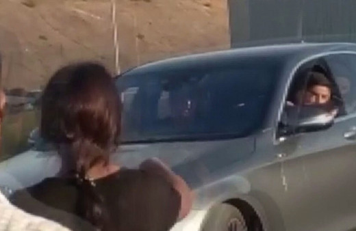 Fenerbahçeli eski futbolcu Sezer Öztürk’ün yol verme meselesi kanlı bitti: 1 ölü 4 yaralı