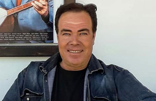 Çanakkale'de evinin balkonunda otururken av tüfeğiyle öldürüldü katil komşusu çıktı